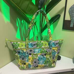 VERA BRADLEY LIMES UP XL TOTE HANDBAG SCHOOL BAG TRAVEL BAG